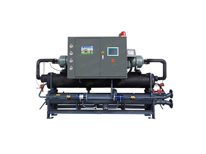 開(kai)放(fang)式大型螺(luo)桿(gan)冷水(shui)機組(zu)